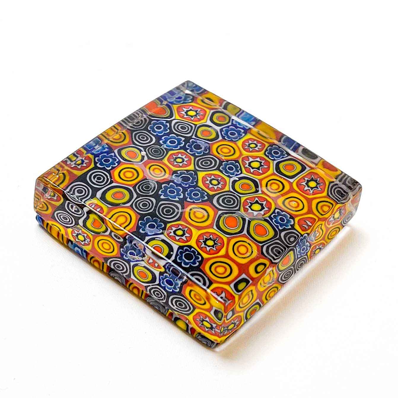 Elegant paperweight with murrine - Murano Glass