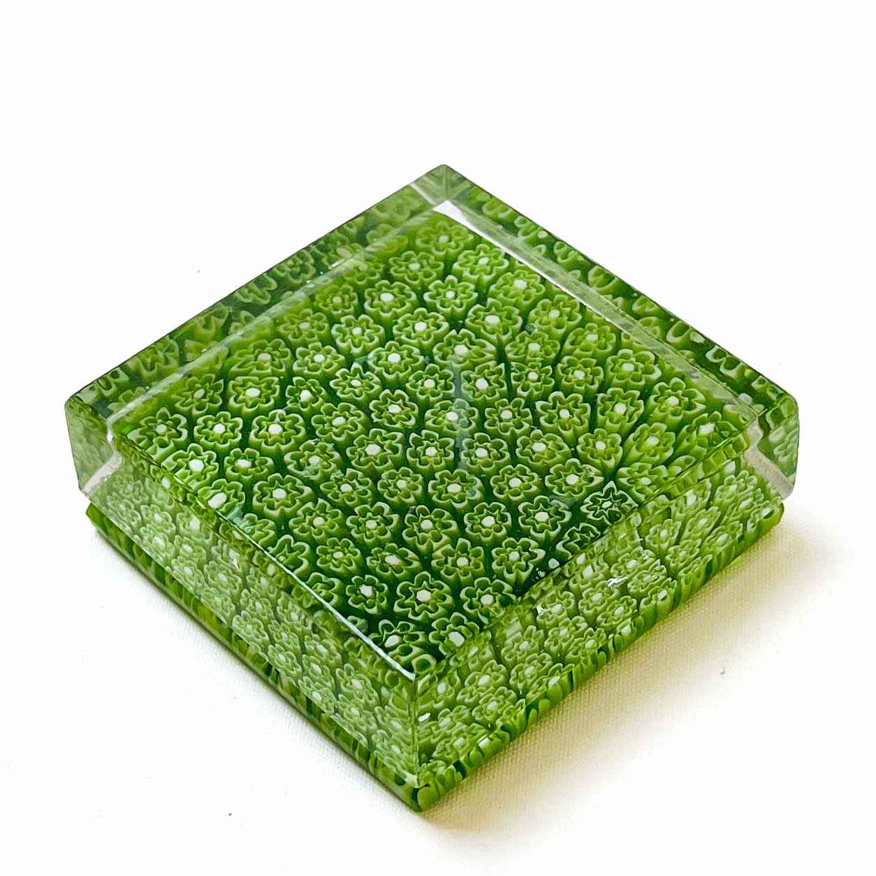 Elegant paperweight with murrine - Murano Glass