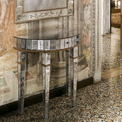 Venetian-style Console