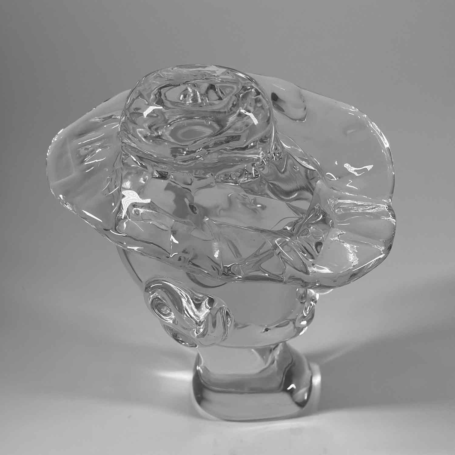 Crystal head with hat
